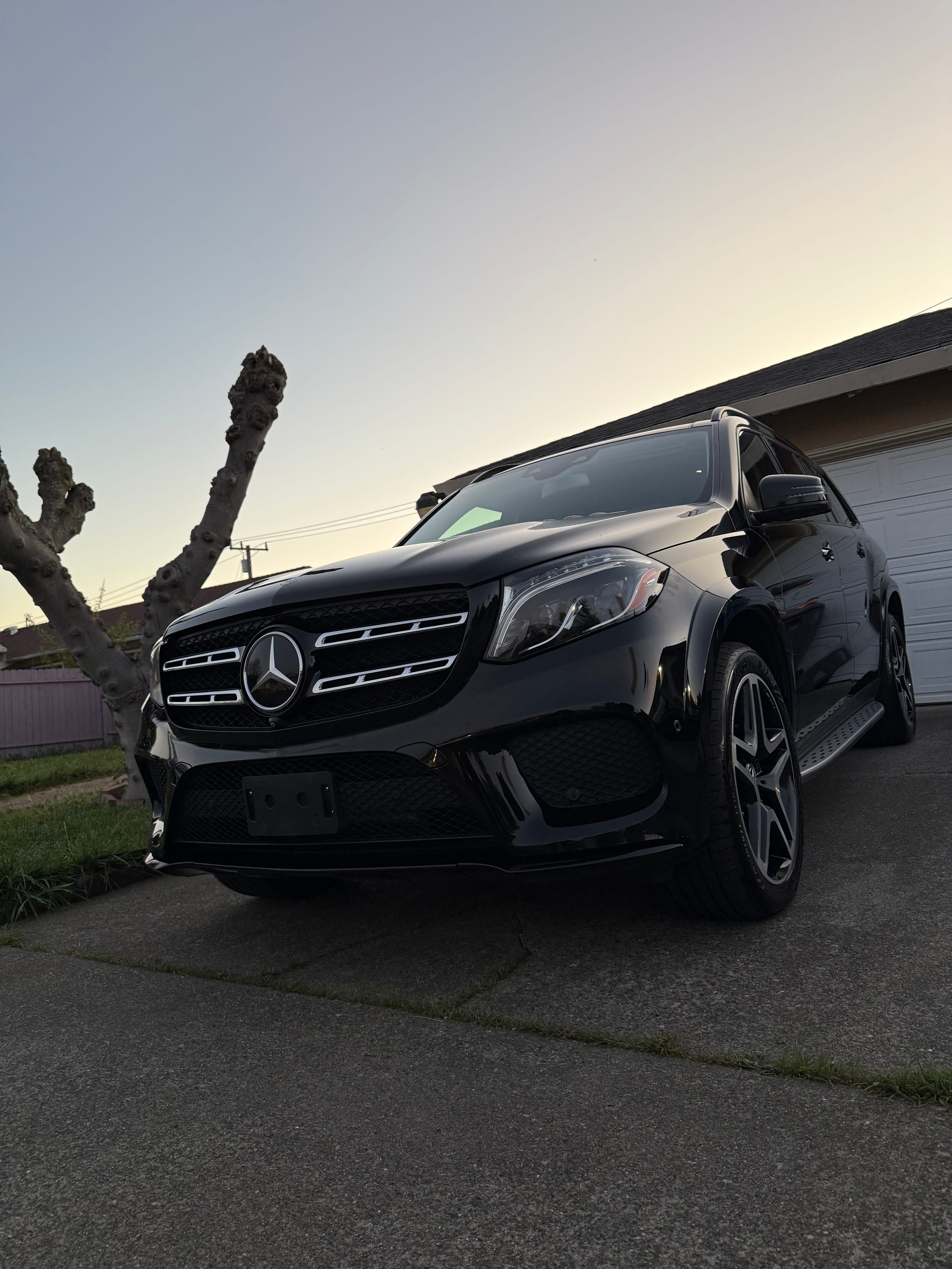 Mercedes-Benz · Golden Hour