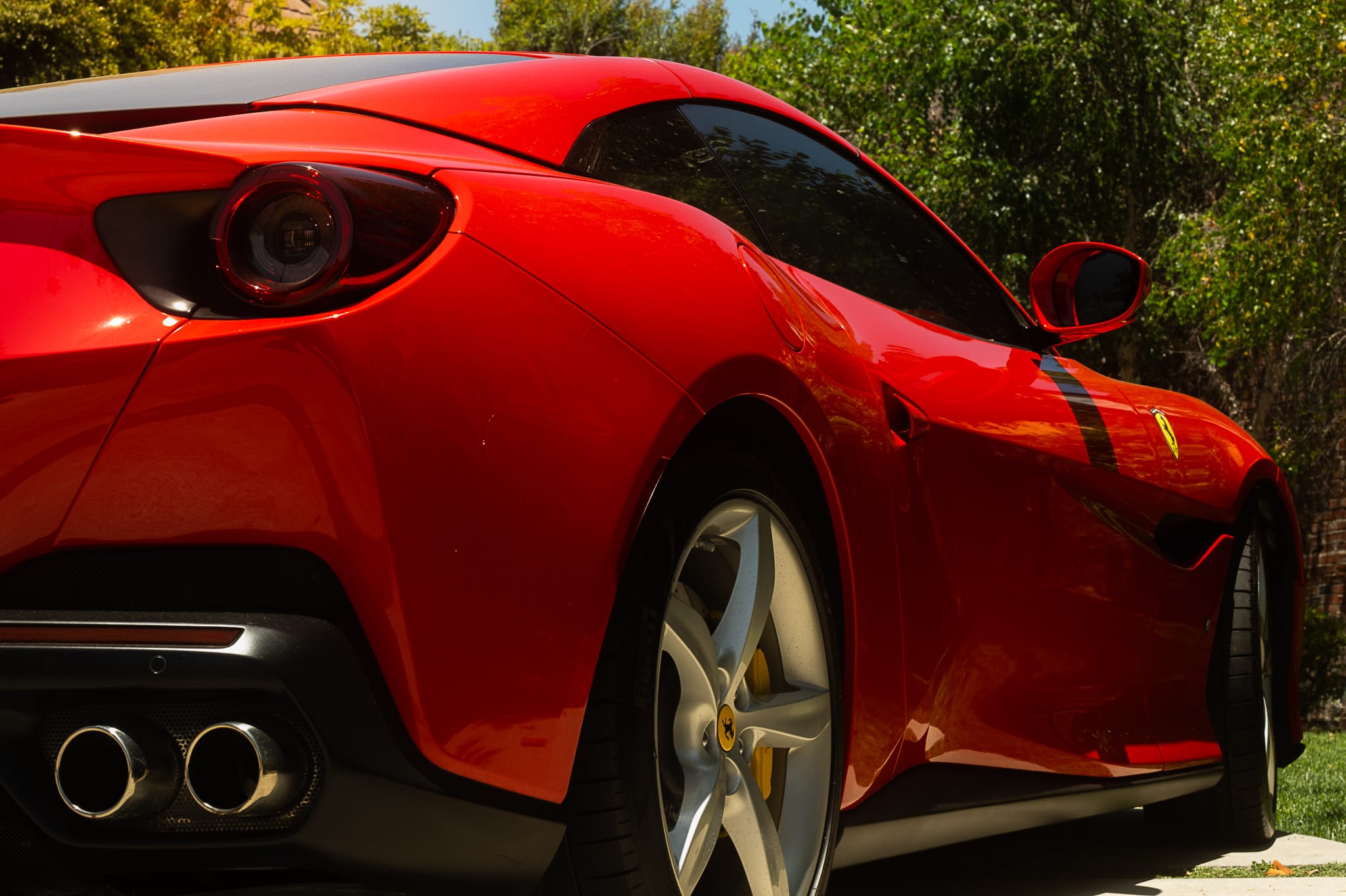 A detailed Ferrari side-view — work portfolio